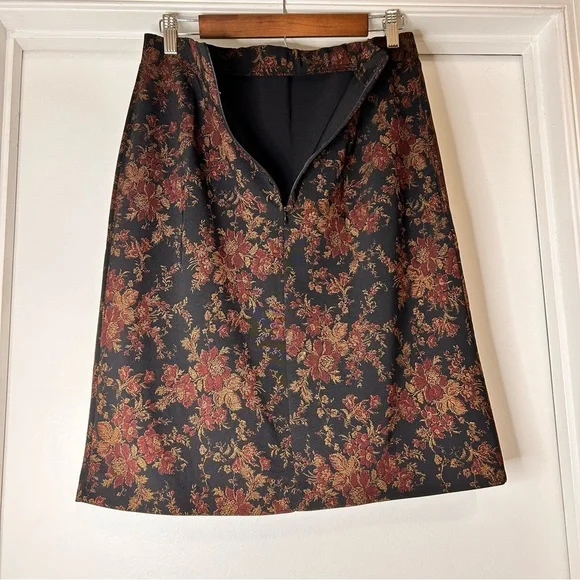 Wildlife New York Floral Brocade Skirt - Size 8 - Picture 4 of 8